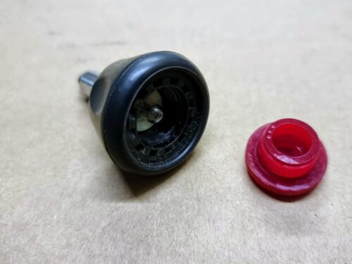 211953243E Spindle with knob