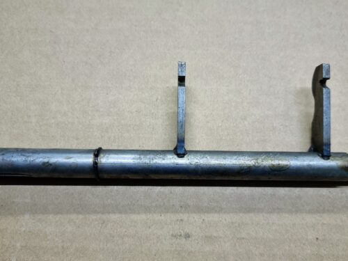 002141701A Operating shaft