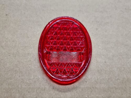 111945131BR Tail light lens