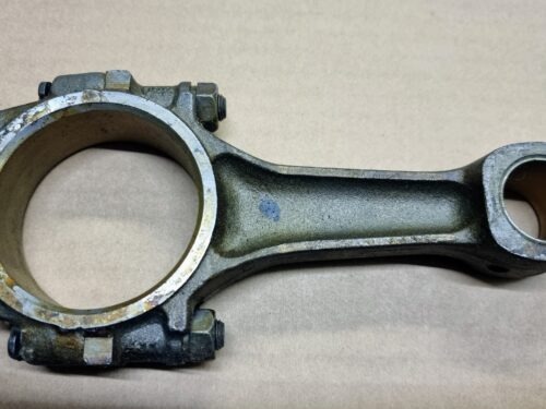 022105401 041 Connecting rod, black