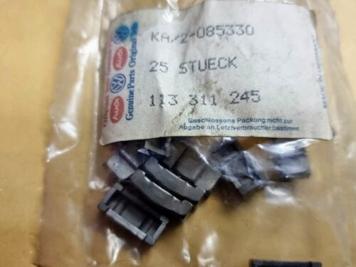 113311245 Shifting plate