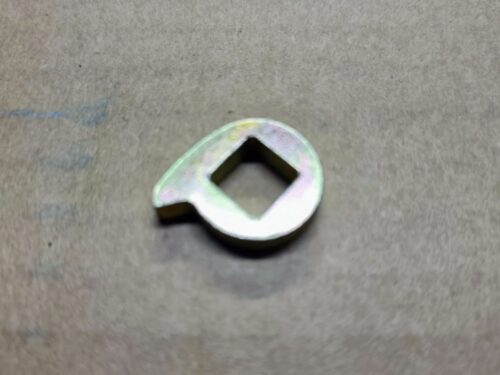 251843371 Operating cam, hinge