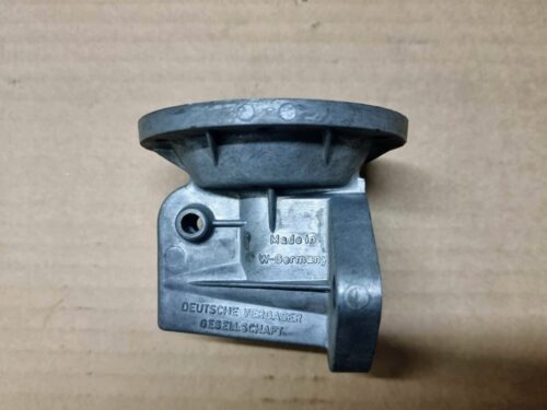 111127139A Fuel pump body