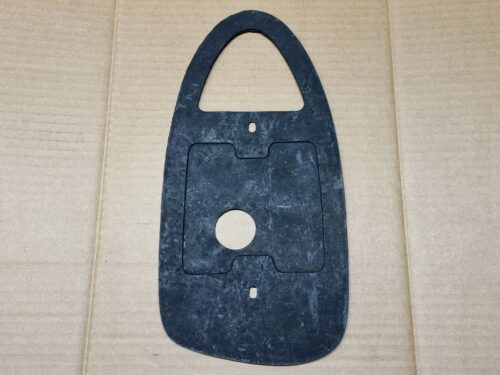 113945192 Tail light gasket, right