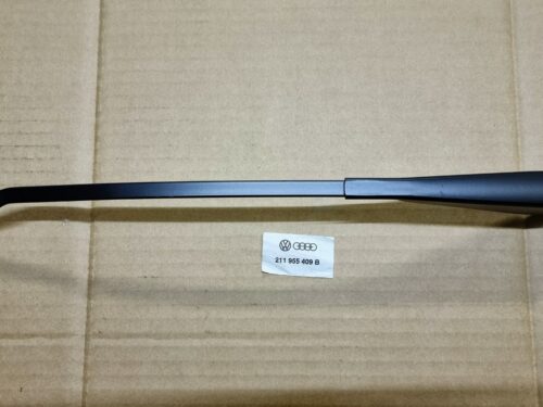 211955409B Wiper arm