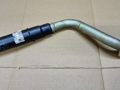 025115302 Oil filler tube