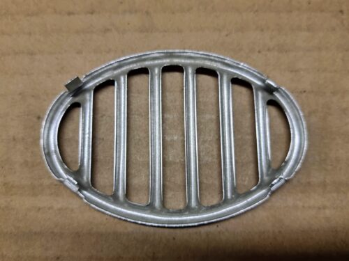 113853641A Oval grille