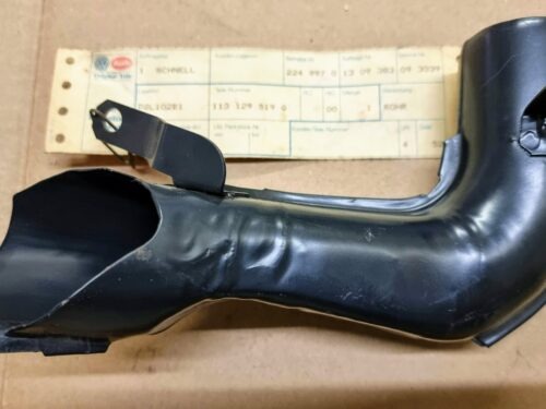 113129519G Warm air pipe