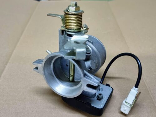 025133061B Throttle valve adapter