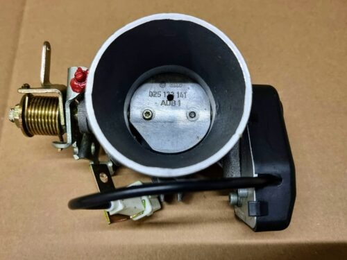 025133061B Throttle valve adapter
