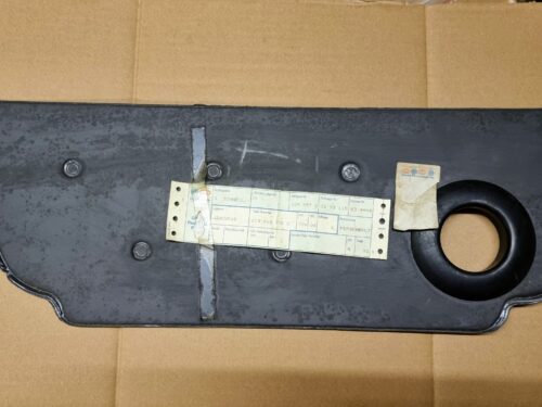 113863375D 77V Kick panel, left
