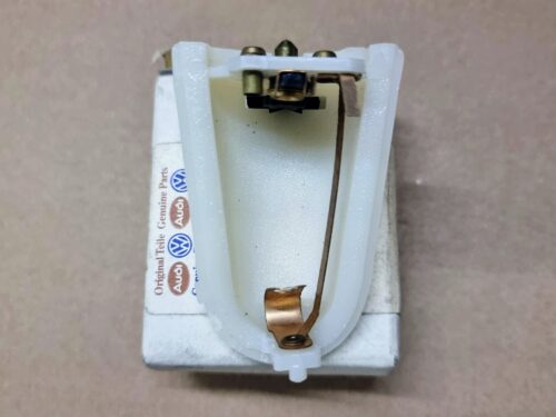 151947111C Interior light