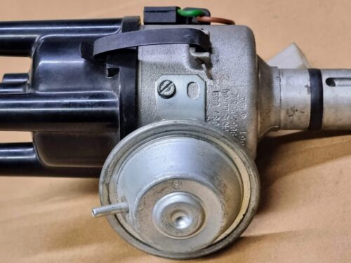 NOS 04090520532 Distributor Bosch