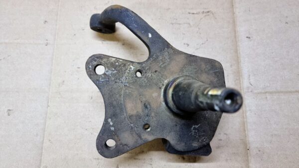 NOS 149405312.1 Steering knuckle, right, disc brake