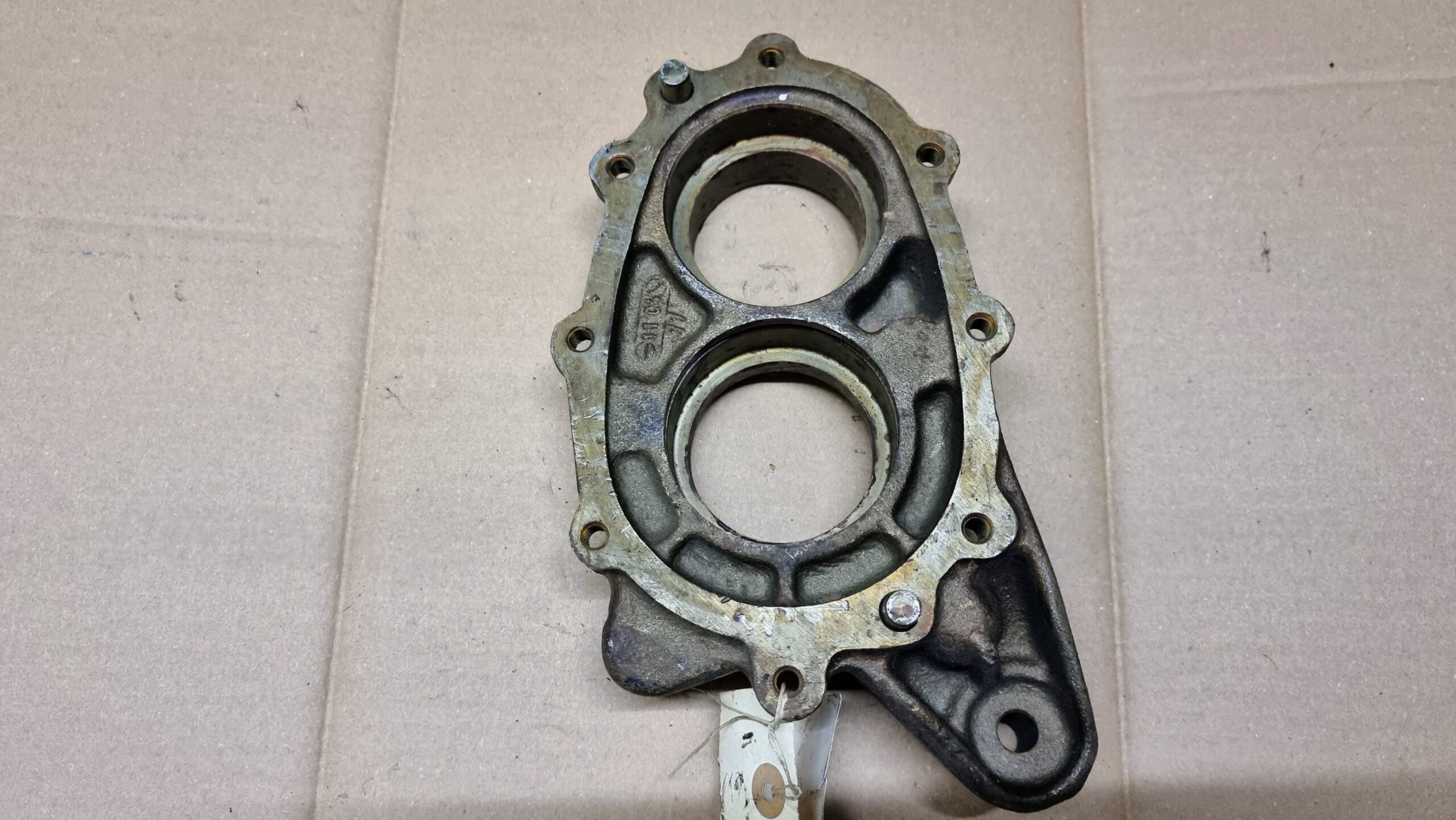 NOS 211501238.1 Housing right, reduction gear