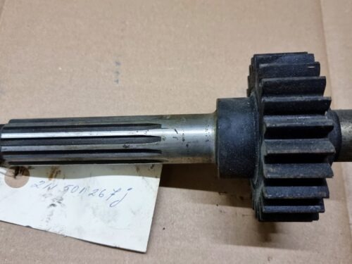 NOS 211501267J Gear shaft 25 teeth, rear axle