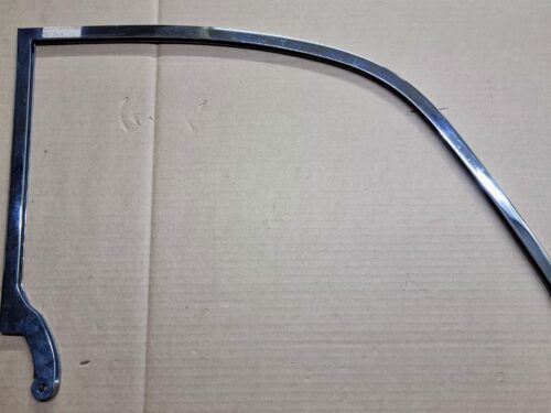 USED 151847311C Frame, drop quarter window