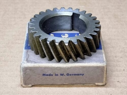 NOS 111105209 Timing gear, crankshaft
