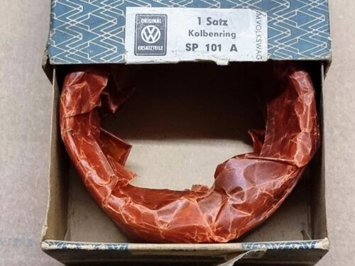 NOS 111198251 Piston ring set 75mm SP101A