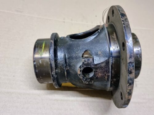 NOS 113517121C Differential housing