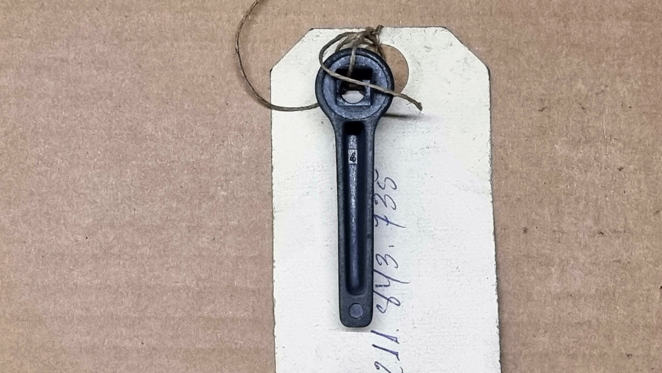 NOS 211843735 Opening lever, sliding door