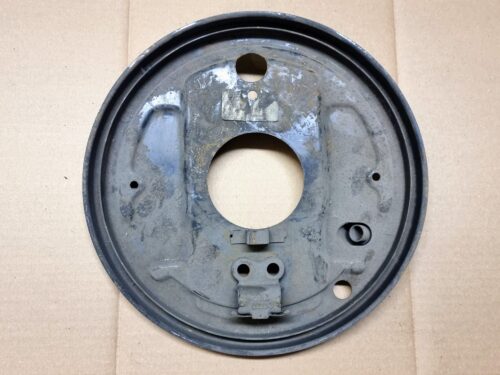 NOS 211609440D Back plate, rear brake, right