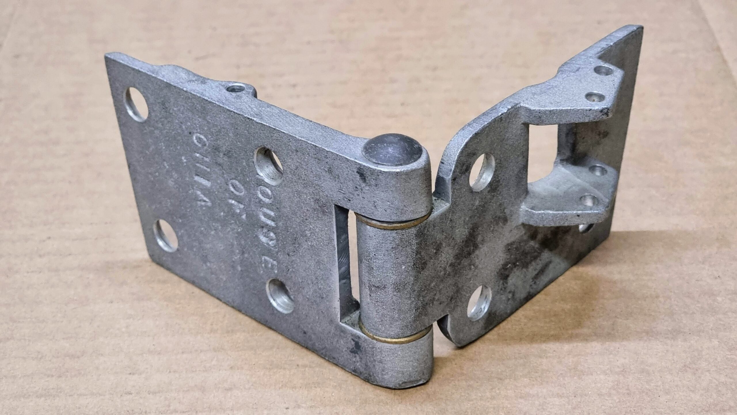 NEW 141831401C Door hinge, upper left