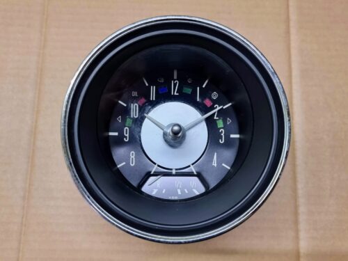 NOS 411919203B Clock, 12v
