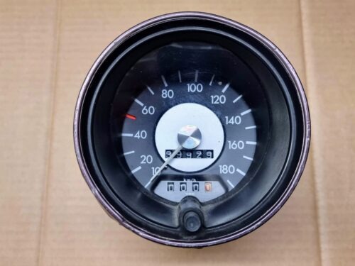 USED 411957031B Speedometer with trip recorder