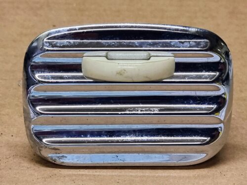 NOS 113857405B Ashtray, rear