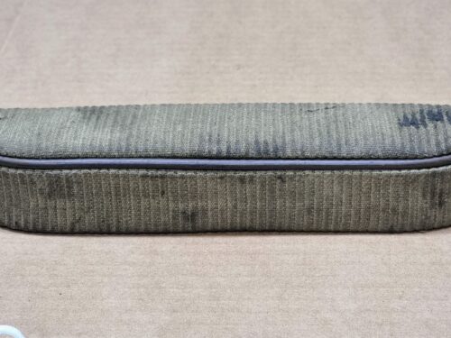 USED 113867171 Arm rest, right