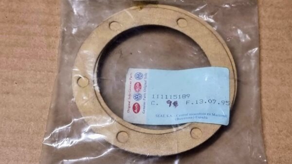 NOS 111115189 Gasket, oil stainer cover