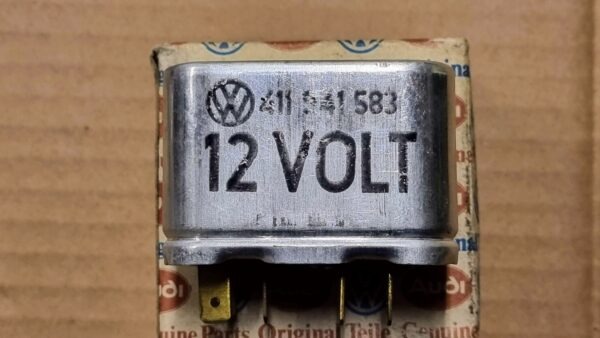NOS 411941583 Relay 12v 100W, low beam and headlamp flasher