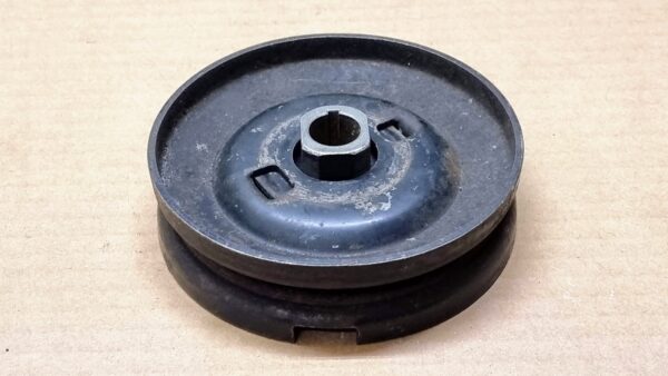 USED 131903109 Generator pulley