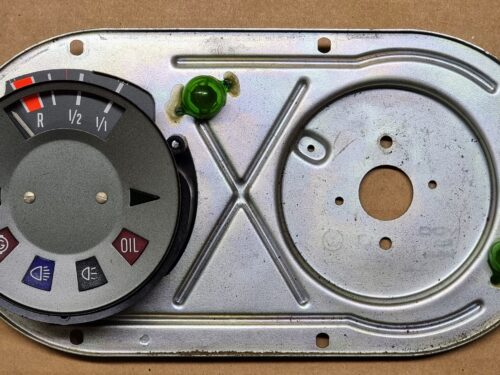 USED 211957063A Fuel gauge set