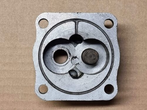 NOS 311115107A Body, oil pump