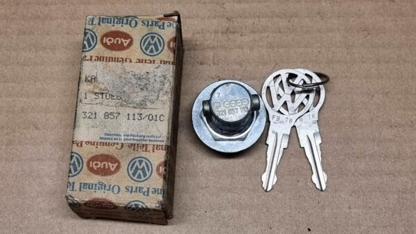 NOS 321857113 01C Lock with keys, glove compartment