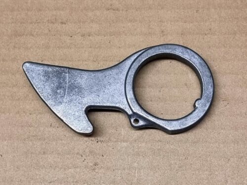 NOS 113881277F Locking hook, left