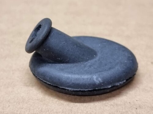 NOS 111957861 Grommet, speedometer cable