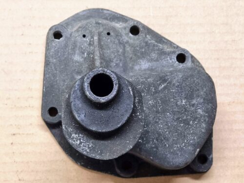 USED 211301205 Gearshift housing