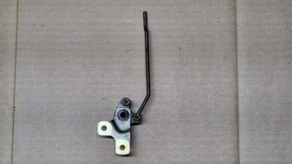USED 91153107601 Mounting for push button, right