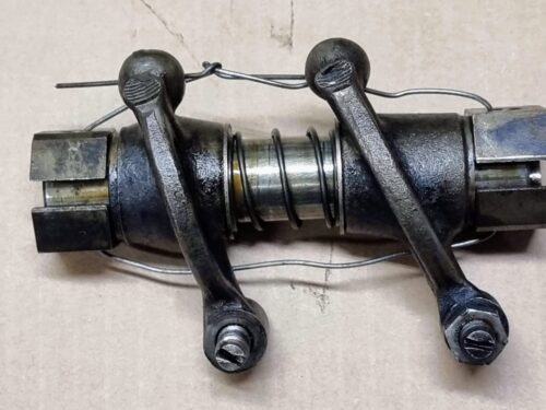 USED 021109400 Rocker shaft, complete