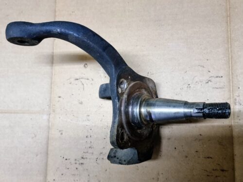 USED 113405312E Steering knuckle, right, drum brake