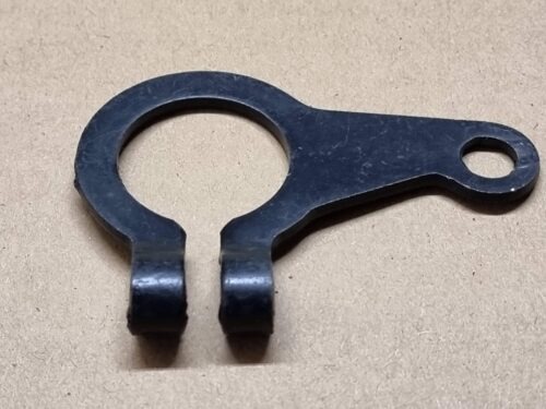 NOS 111905251 Retainer, distributor