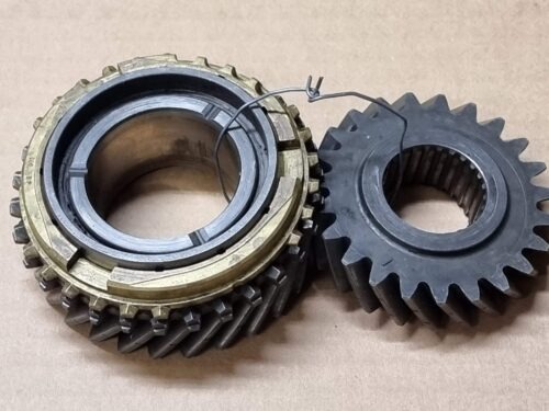 USED 211311341A Gear train, 4th speed
