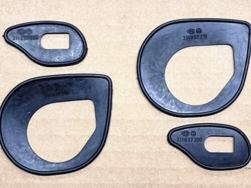 NOS 311837210 Seal set, door handles GHE