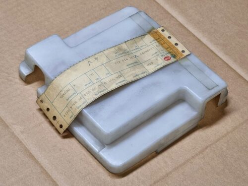 NOS 131915411 Battery cover, plastic