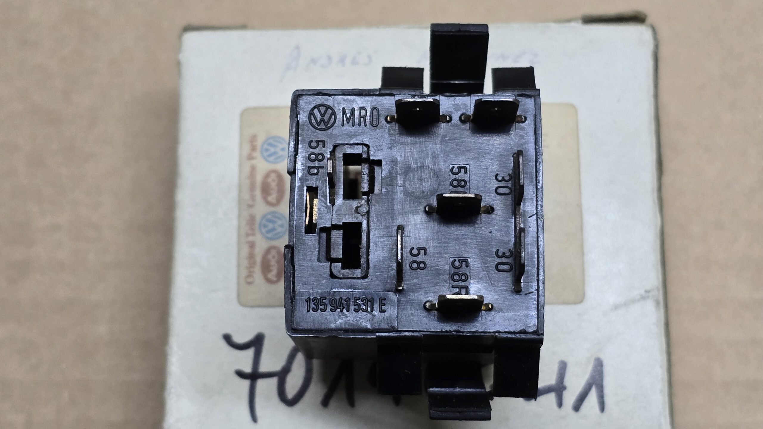 NOS 135941531E Switch, headlamp