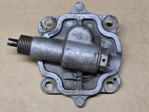 USED 53907111 Oil pump cover