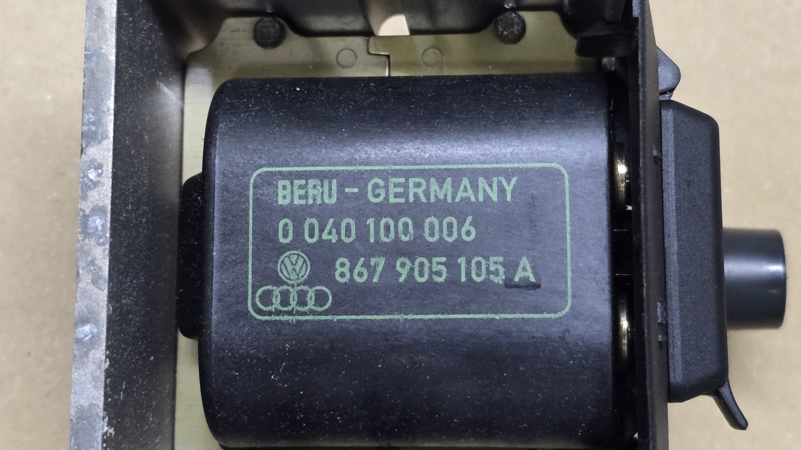 NOS 867905105A Ignition transformer